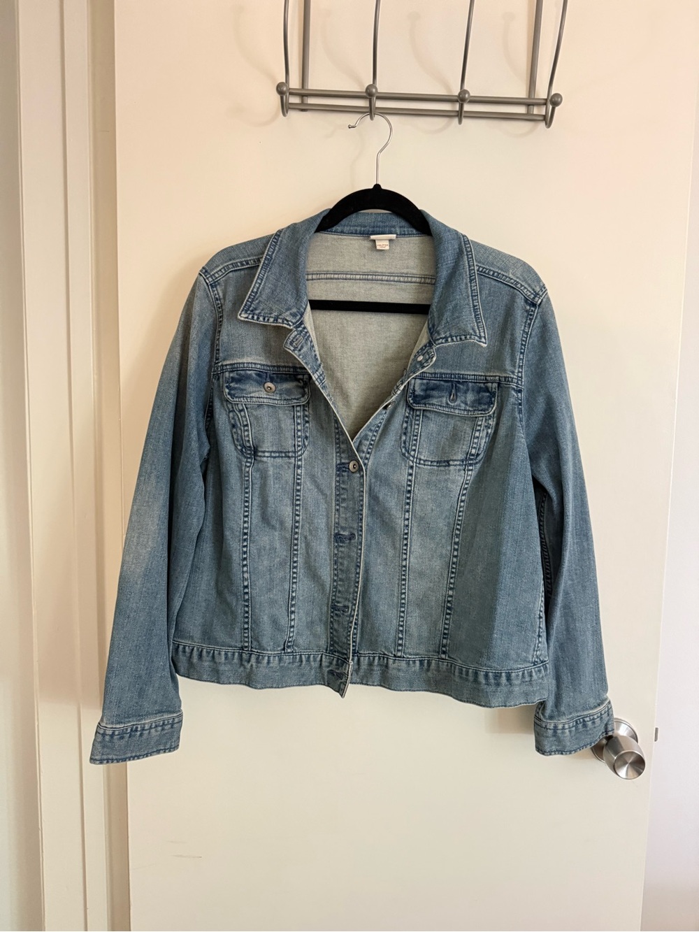 Denim Jean Jacket - Women's Classic Trucker